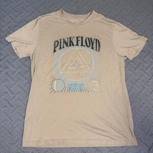 Pink Floyd Tour Band Tee men’s size Medium